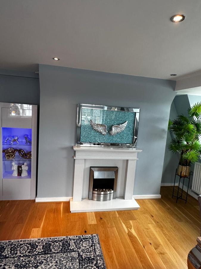 One Bedroom Flat In Chelsea London Eksteriør billede